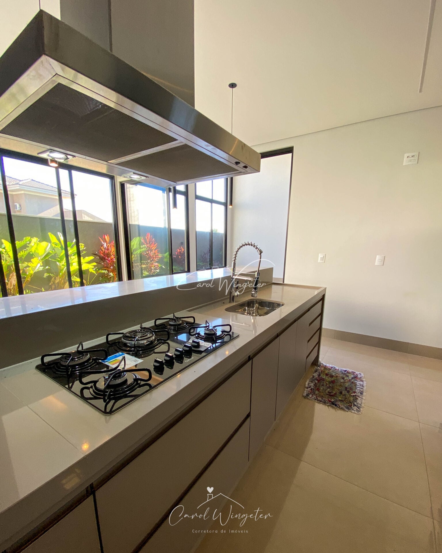 Casa de Condomínio com 3 quartos à venda, 244m² — foto 11 de 51