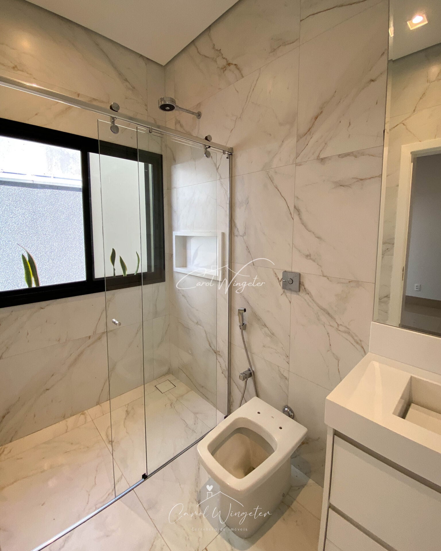 Casa de Condomínio com 3 quartos à venda, 244m² — foto 27 de 51