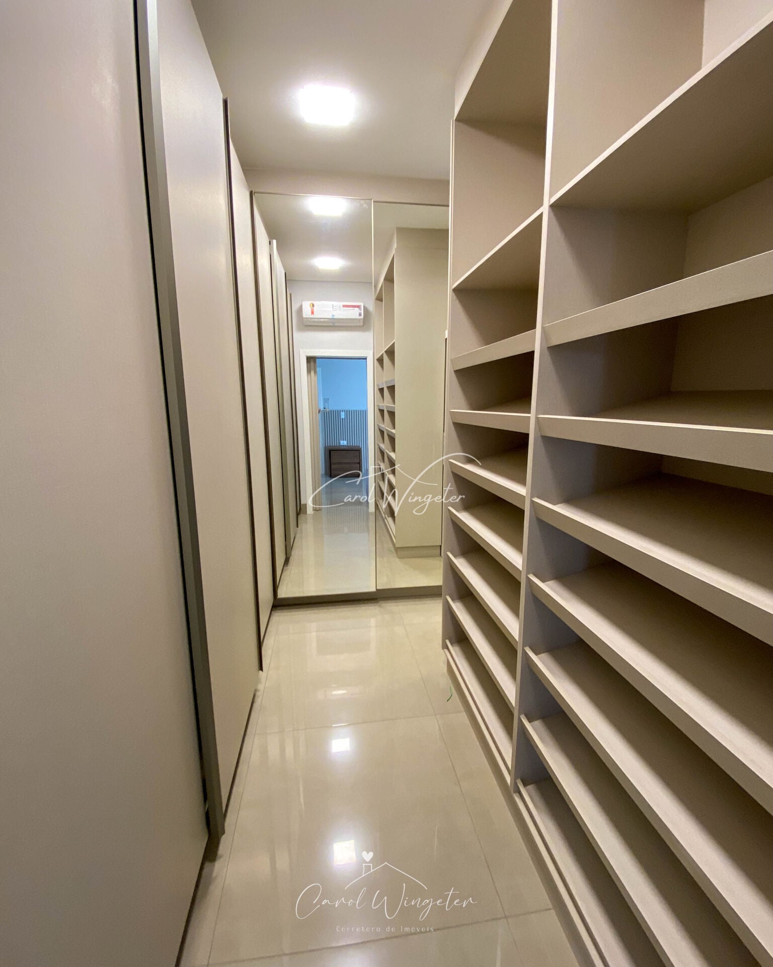 Casa de Condomínio com 3 quartos à venda, 244m² — foto 31 de 51