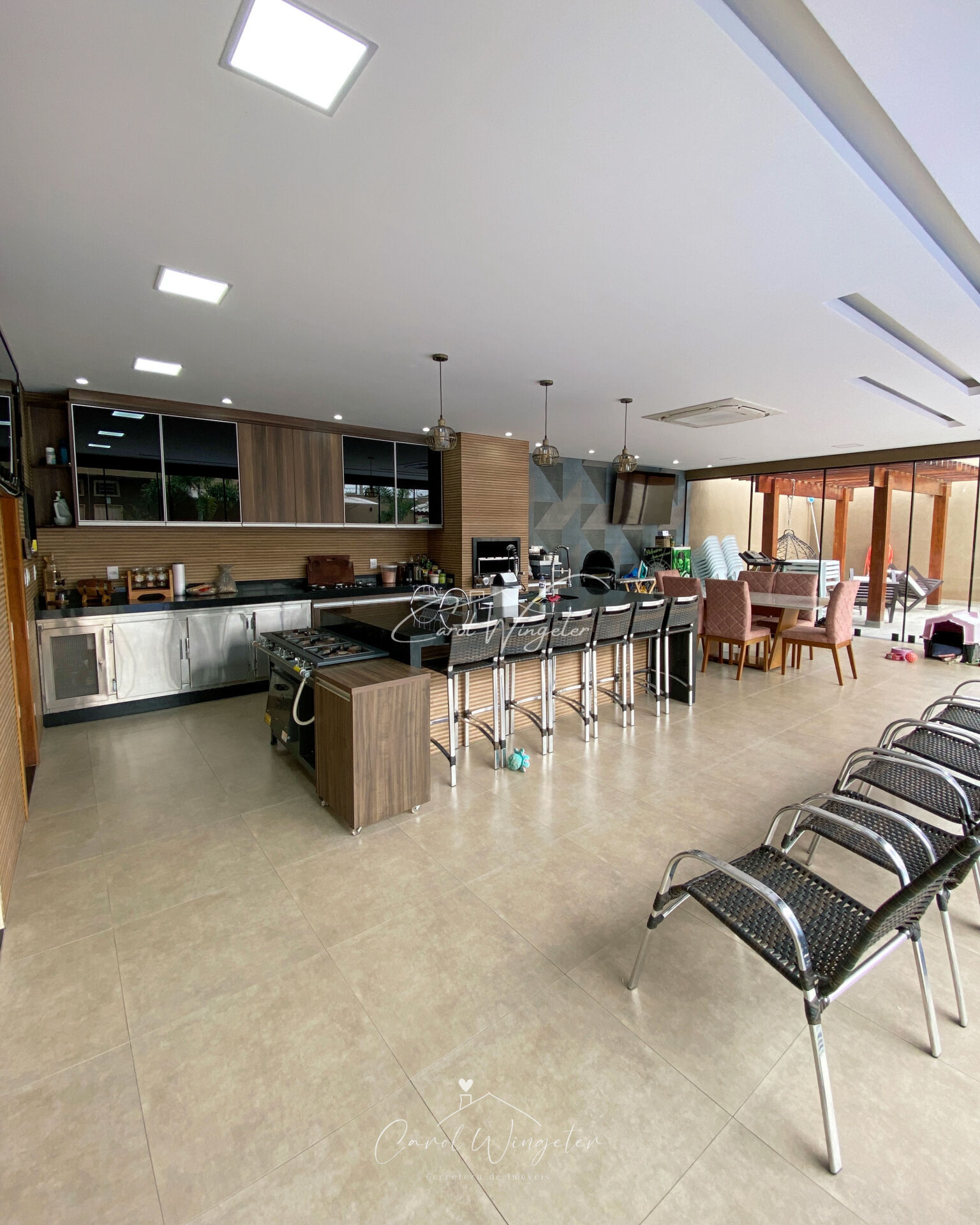 Casa com 3 quartos à venda, 200m² — foto 10 de 28