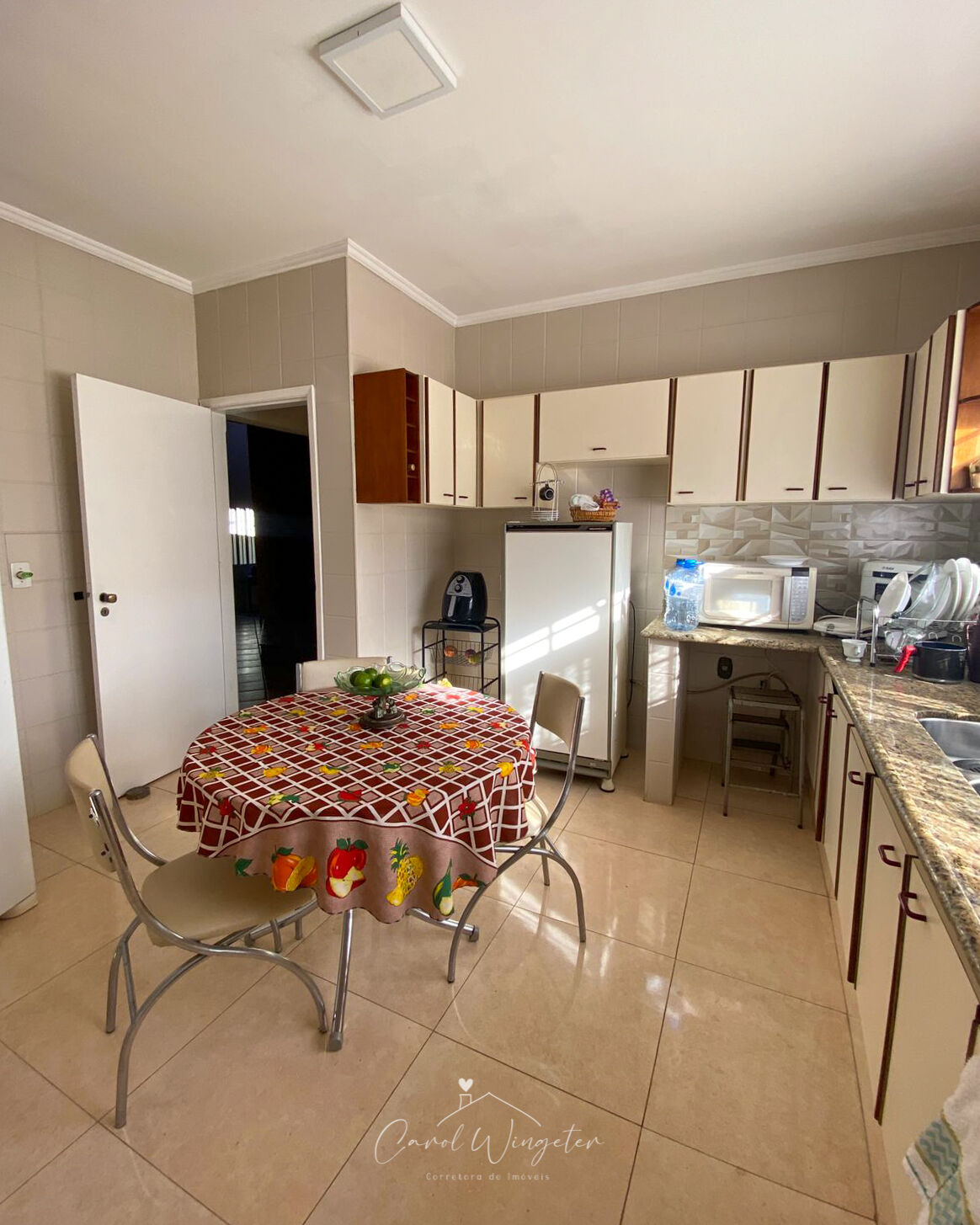Sobrado com 3 quartos à venda, 270m² — foto 8 de 28