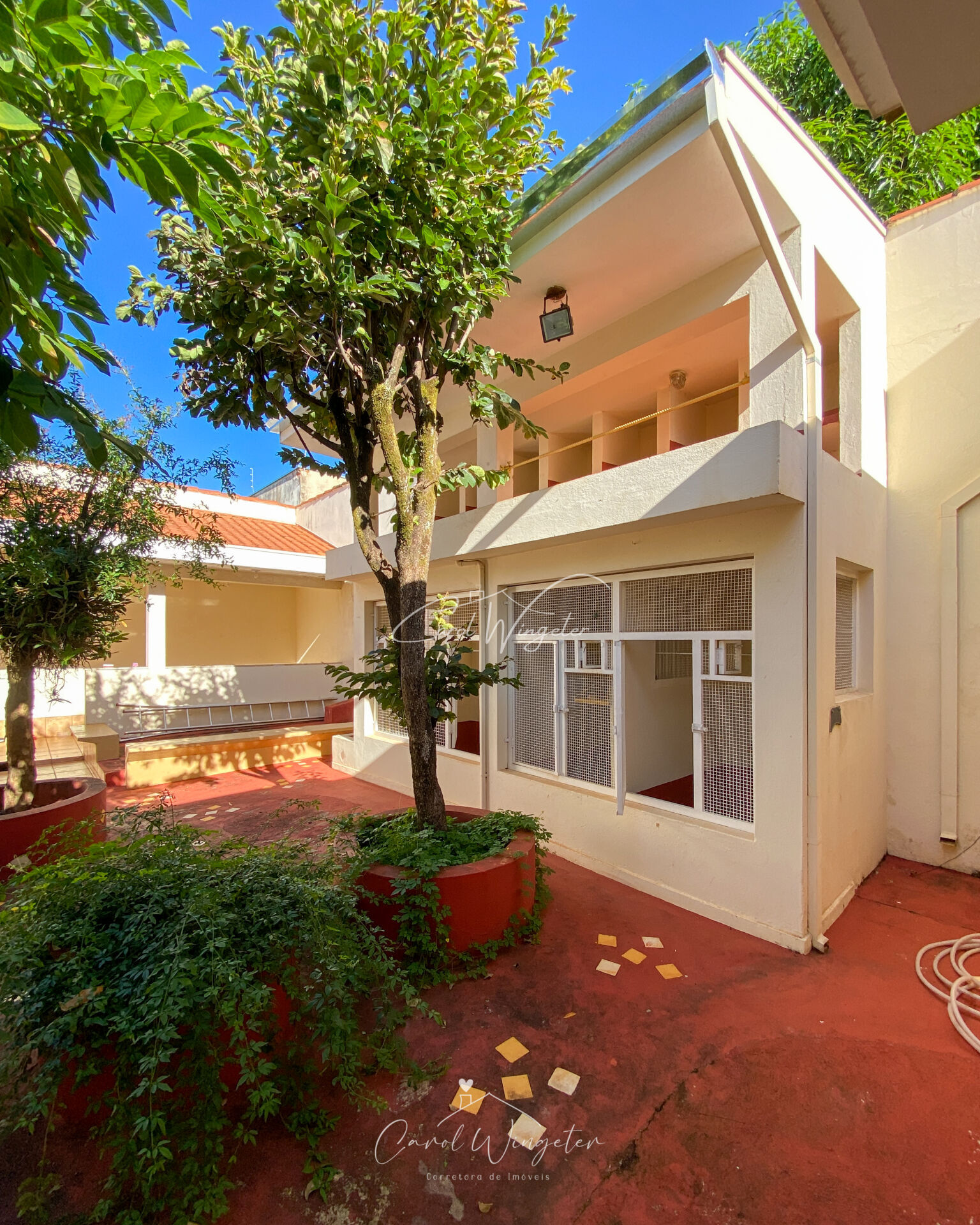 Casa com 4 quartos à venda, 300m² — foto 14 de 33