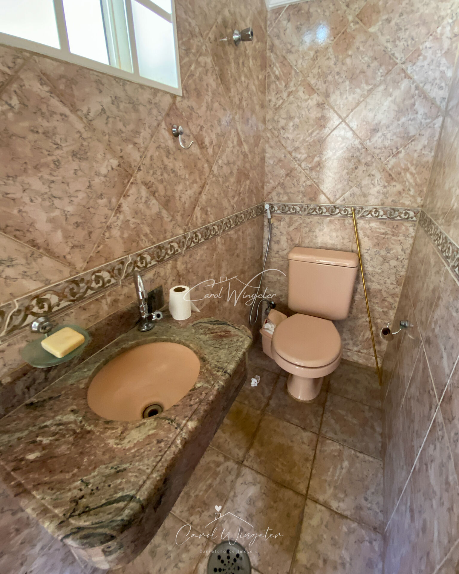 Casa com 4 quartos à venda, 300m² — foto 4 de 33
