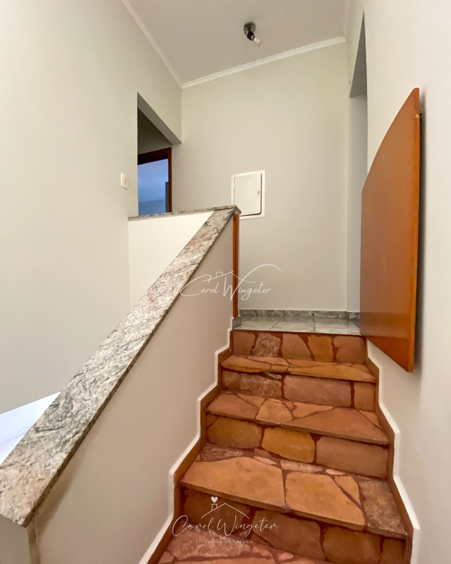 Casa com 4 quartos à venda, 300m² — foto 19 de 33