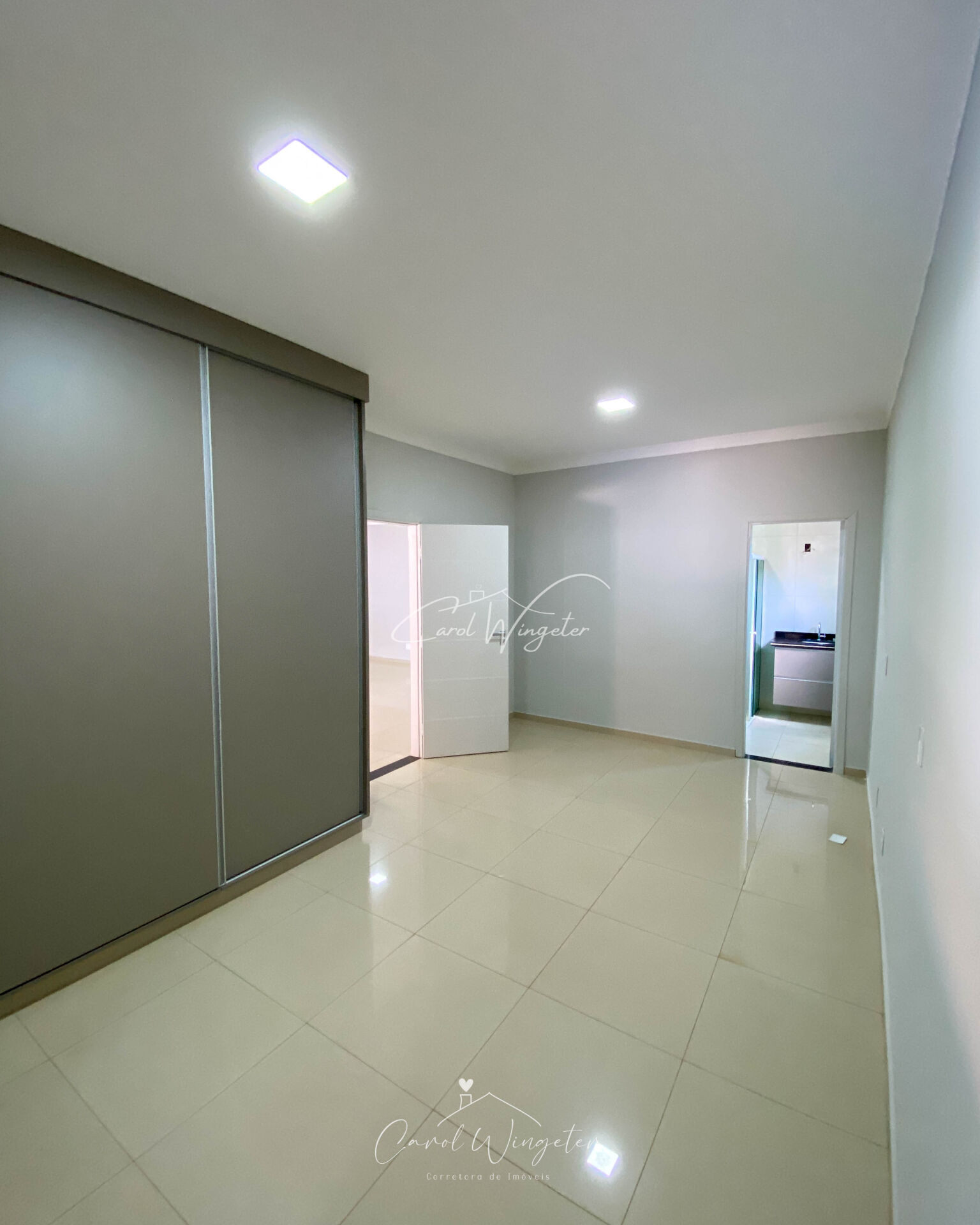 Casa com 3 quartos à venda, 320m² — foto 9 de 37