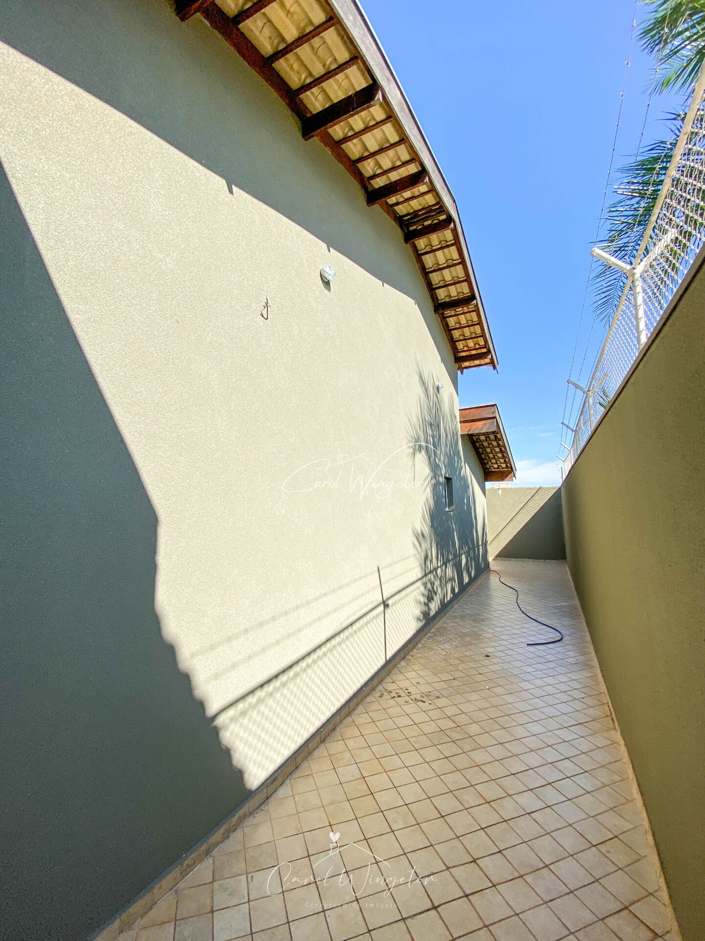 Casa com 3 quartos à venda, 320m² — foto 4 de 37
