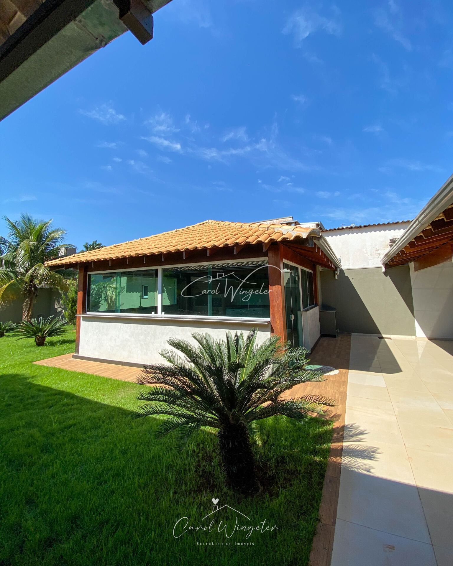 Casa com 3 quartos à venda, 320m² — foto 33 de 37