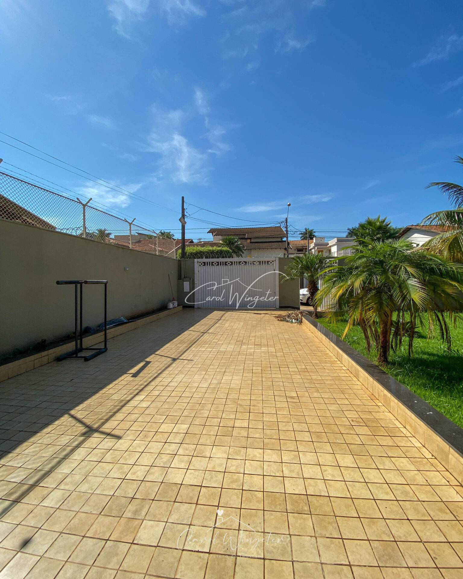 Casa com 3 quartos à venda, 320m² — foto 34 de 37