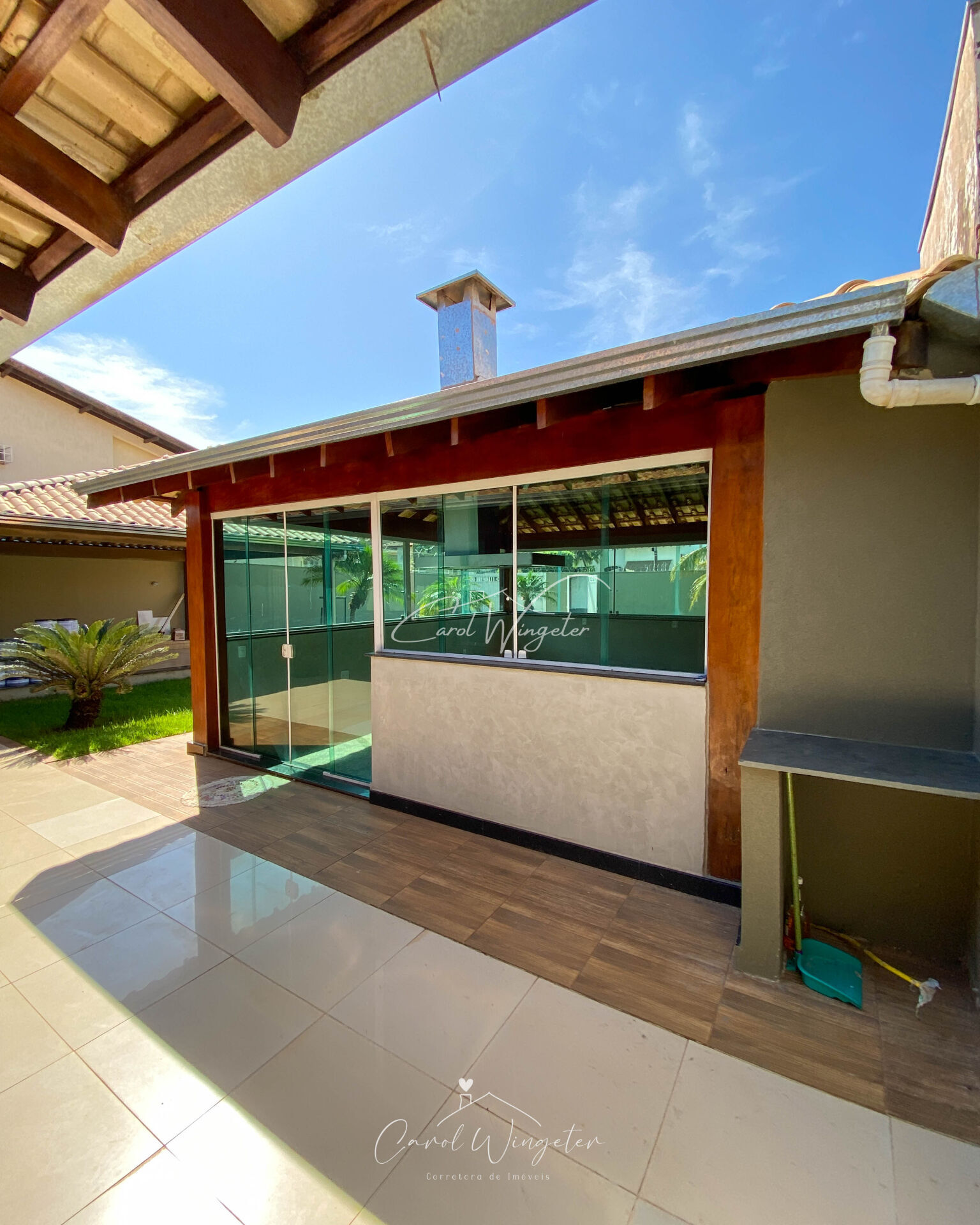 Casa com 3 quartos à venda, 320m² — foto 29 de 37