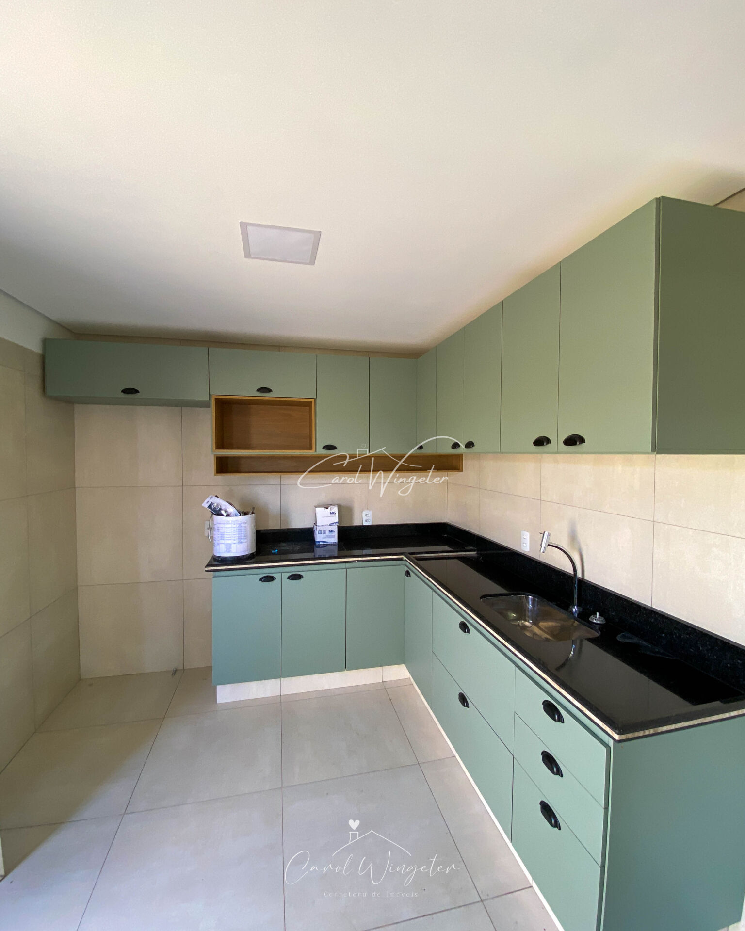 Casa com 3 quartos à venda, 320m² — foto 25 de 37
