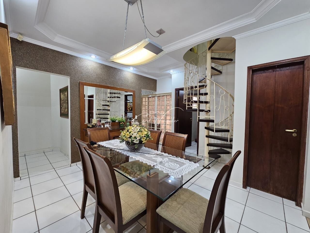 Casa com 4 quartos à venda, 217m² — foto 5 de 21