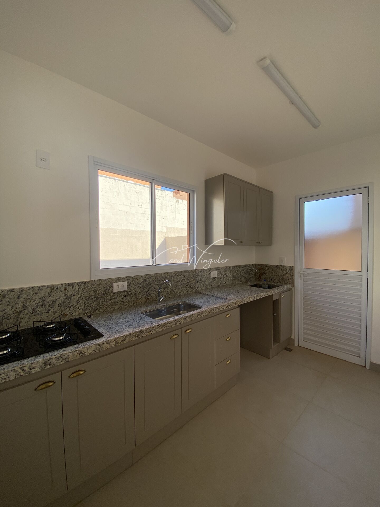 Casa de Condomínio com 2 quartos à venda, 104m² — foto 4 de 17