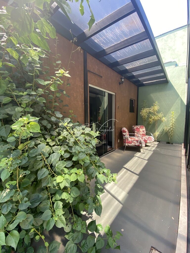 Casa com 3 quartos à venda, 214m² — foto 28 de 34