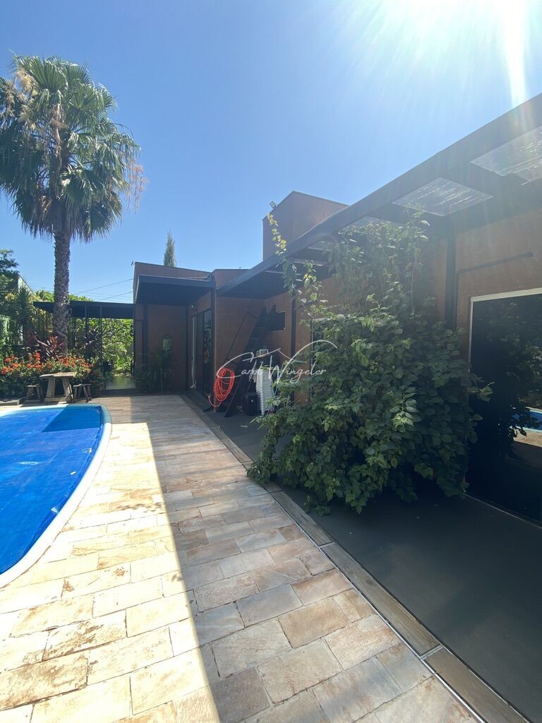 Casa com 3 quartos à venda, 214m² — foto 25 de 34
