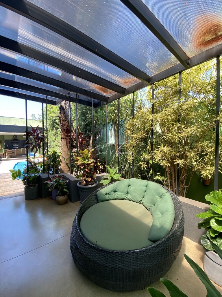 Casa com 3 quartos à venda, 214m² — foto 31 de 34