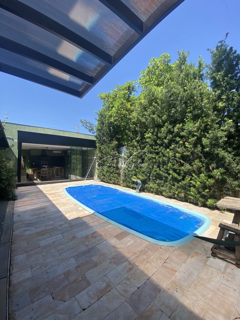 Casa com 3 quartos à venda, 214m² — foto 24 de 34