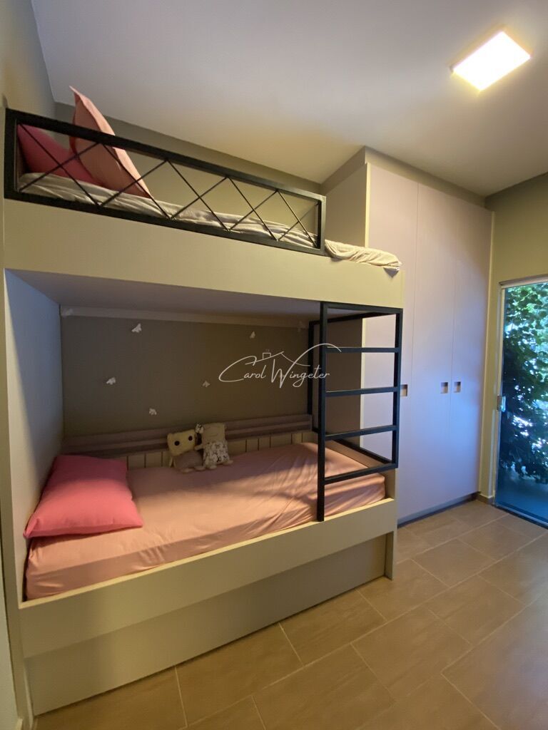 Casa com 3 quartos à venda, 214m² — foto 14 de 34