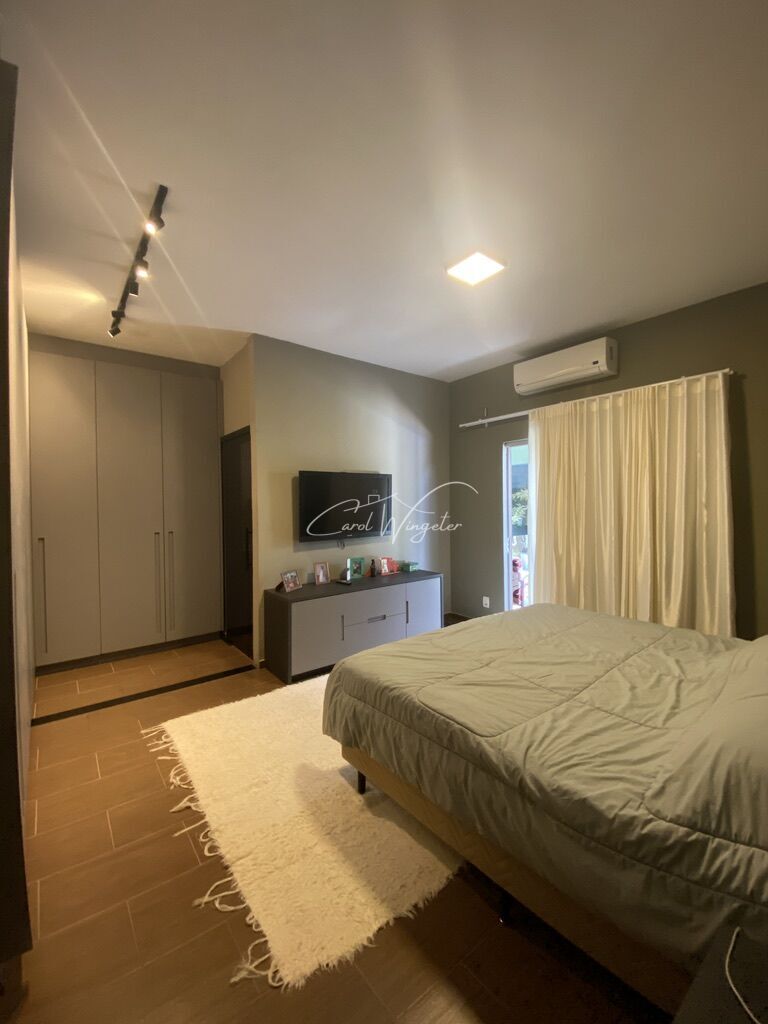 Casa com 3 quartos à venda, 214m² — foto 20 de 34