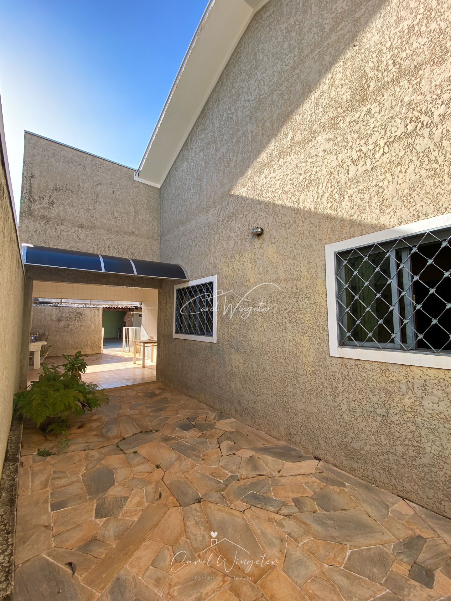Casa com 4 quartos à venda, 231m² — foto 17 de 27