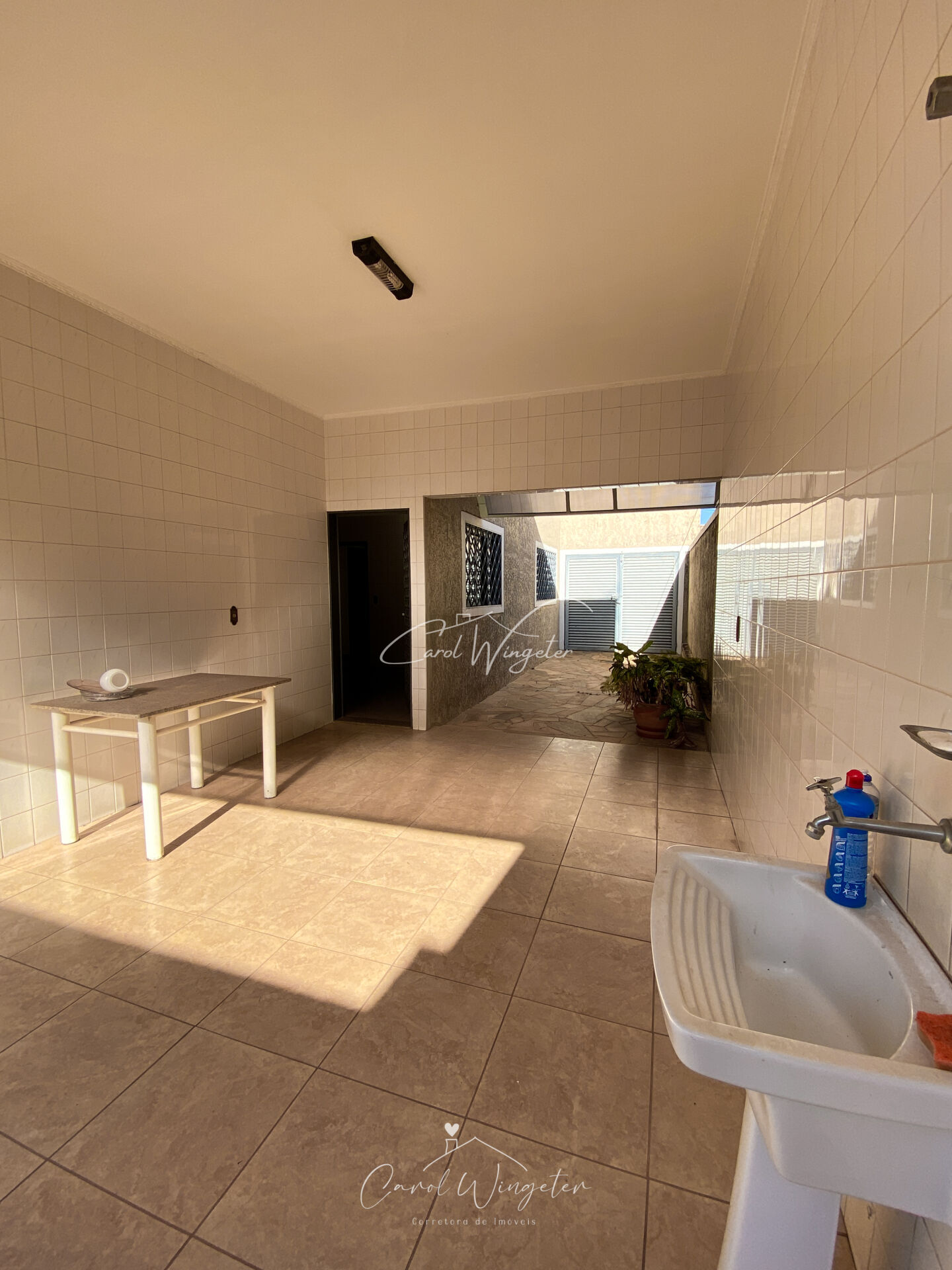 Casa com 4 quartos à venda, 231m² — foto 15 de 27