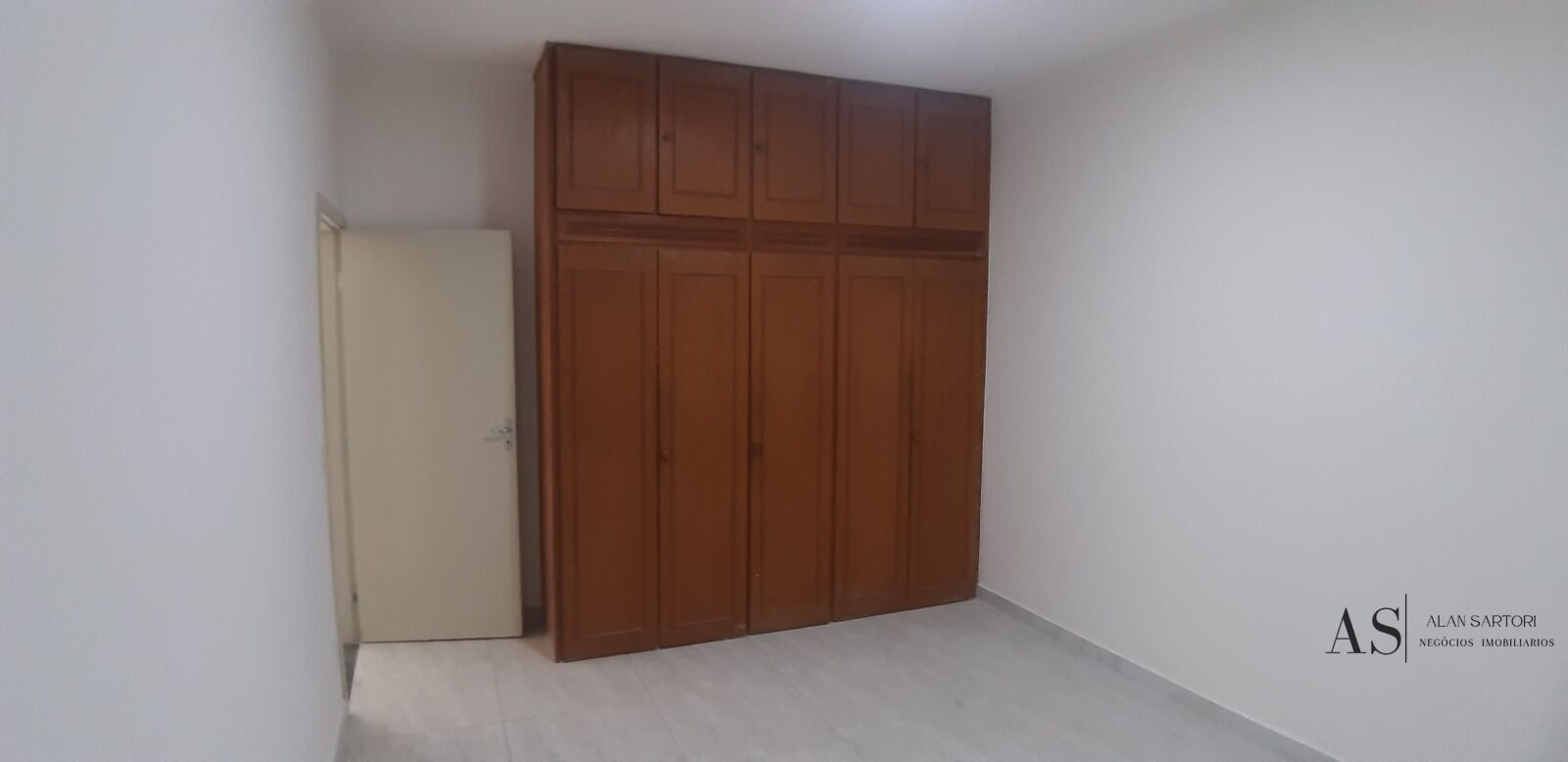 Casa com 3 quartos à venda — foto 8 de 14