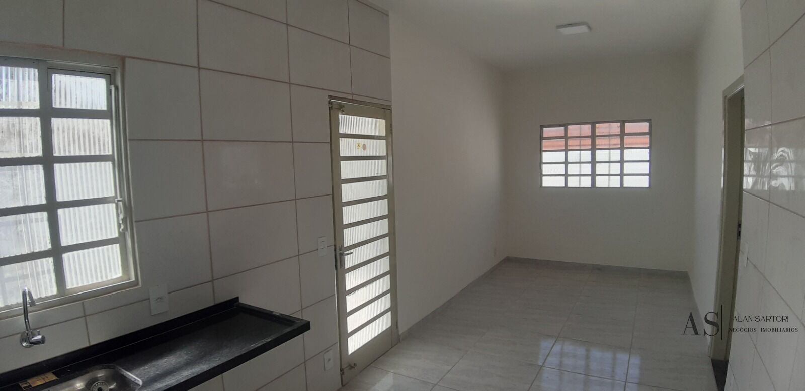 Casa com 3 quartos à venda — foto 10 de 14