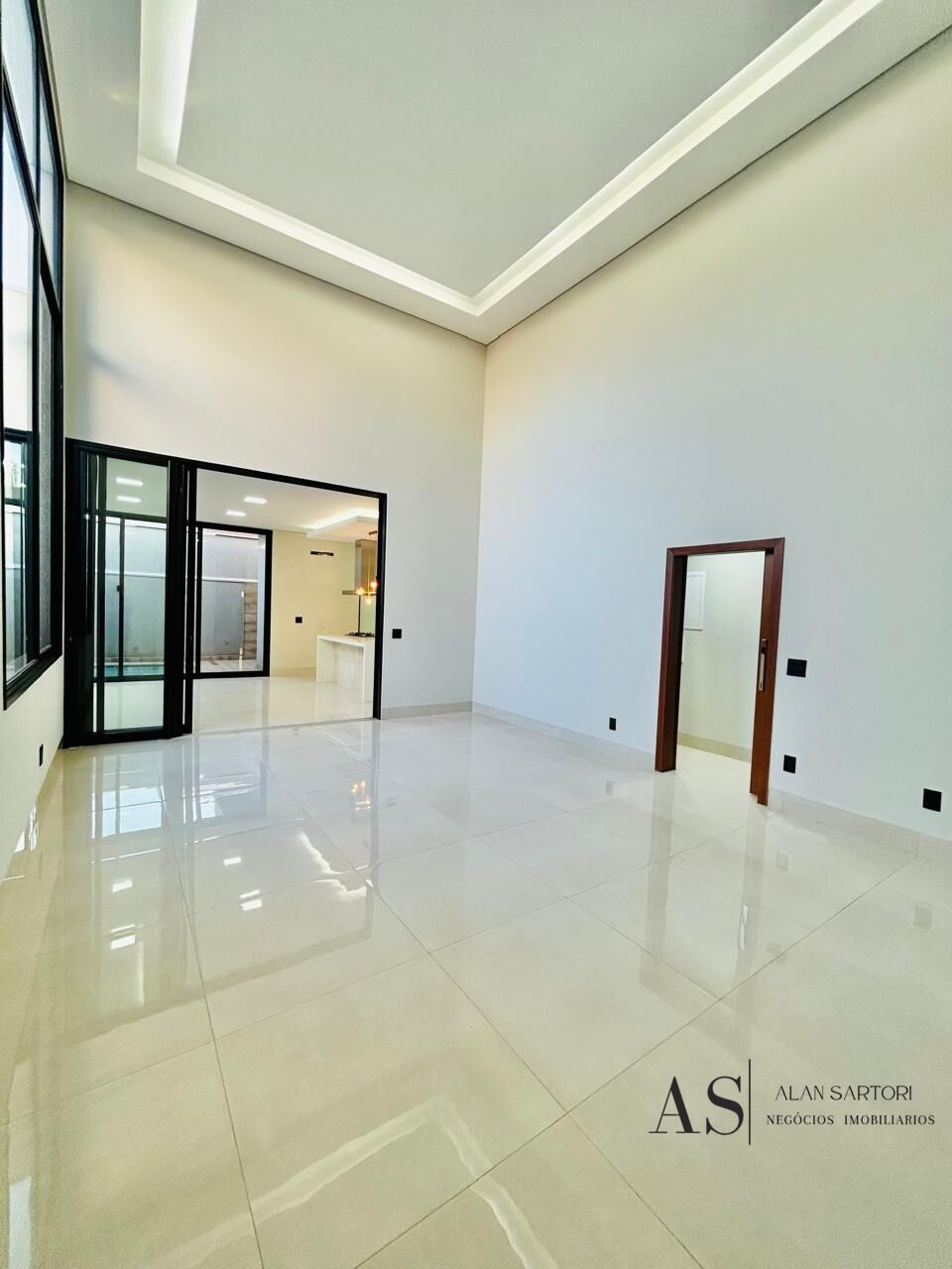 Casa de Condomínio com 3 quartos à venda, 223m² — foto 13 de 38