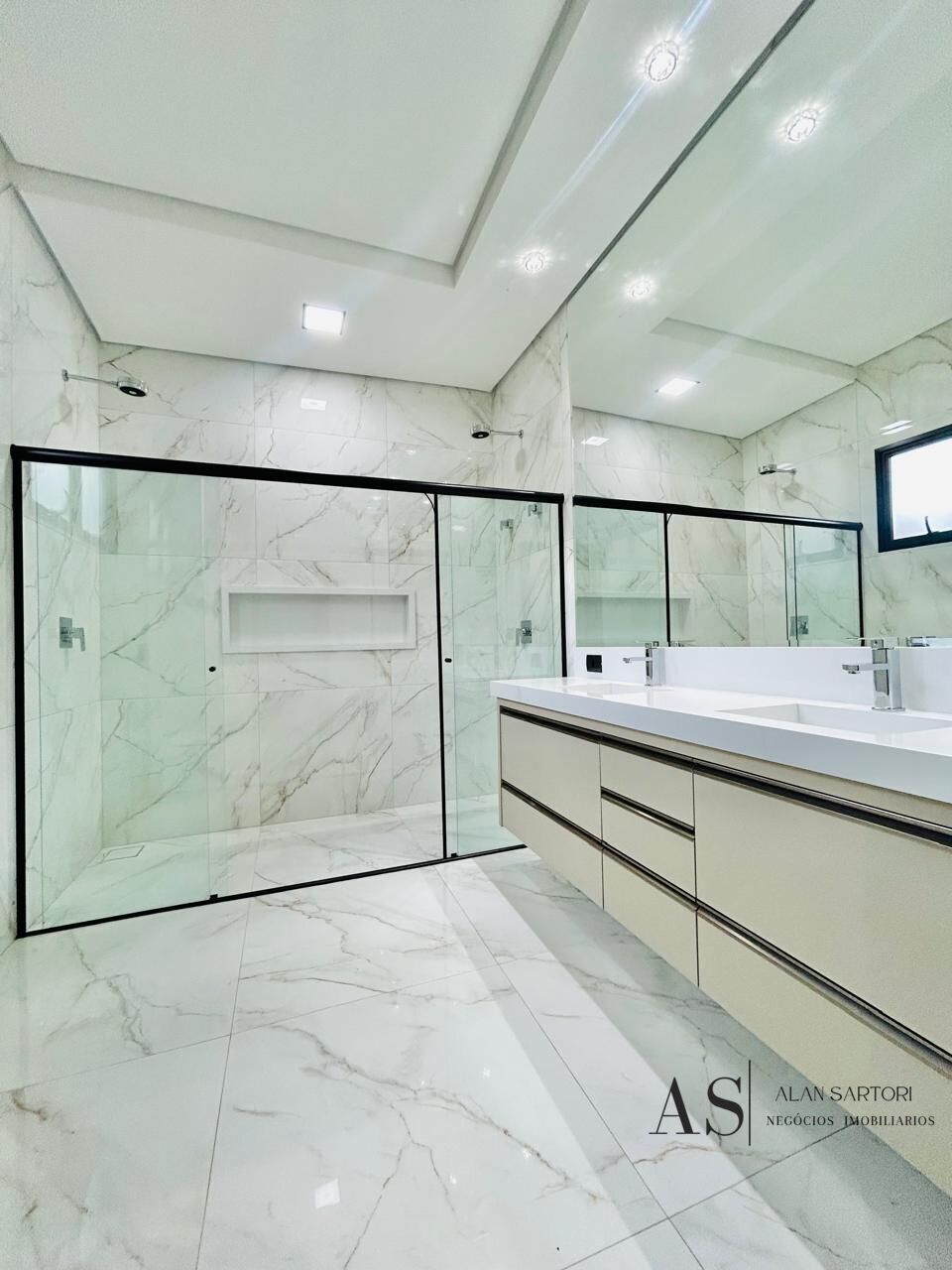 Casa de Condomínio com 3 quartos à venda, 223m² — foto 31 de 38