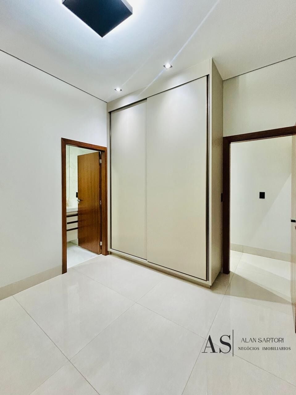 Casa de Condomínio com 3 quartos à venda, 223m² — foto 33 de 38