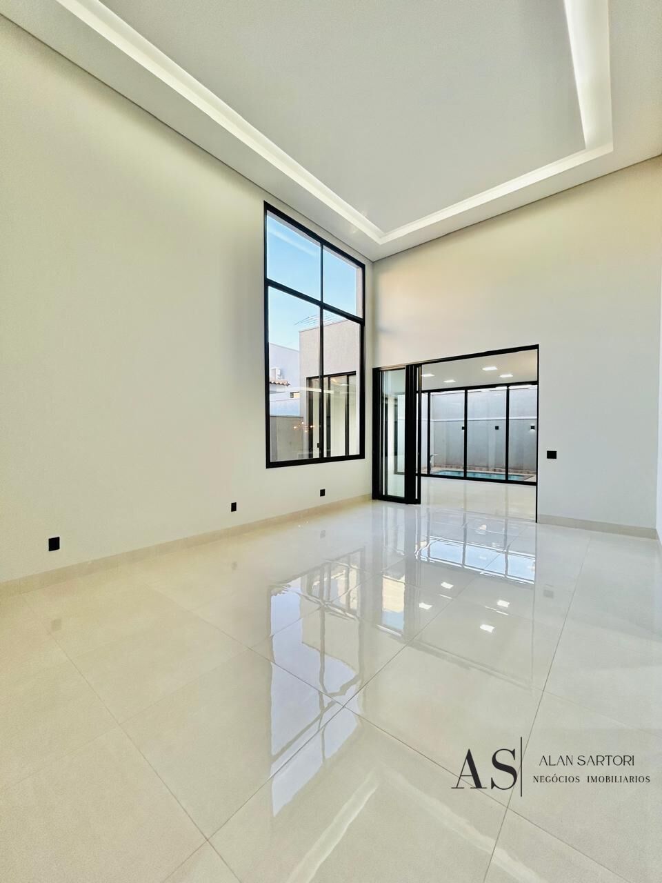 Casa de Condomínio com 3 quartos à venda, 223m² — foto 12 de 38