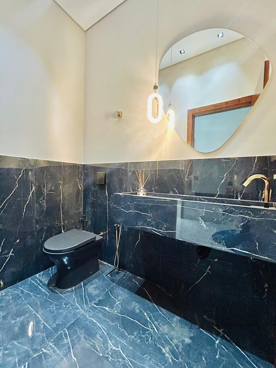 Casa de Condomínio com 3 quartos à venda, 223m² — foto 8 de 38