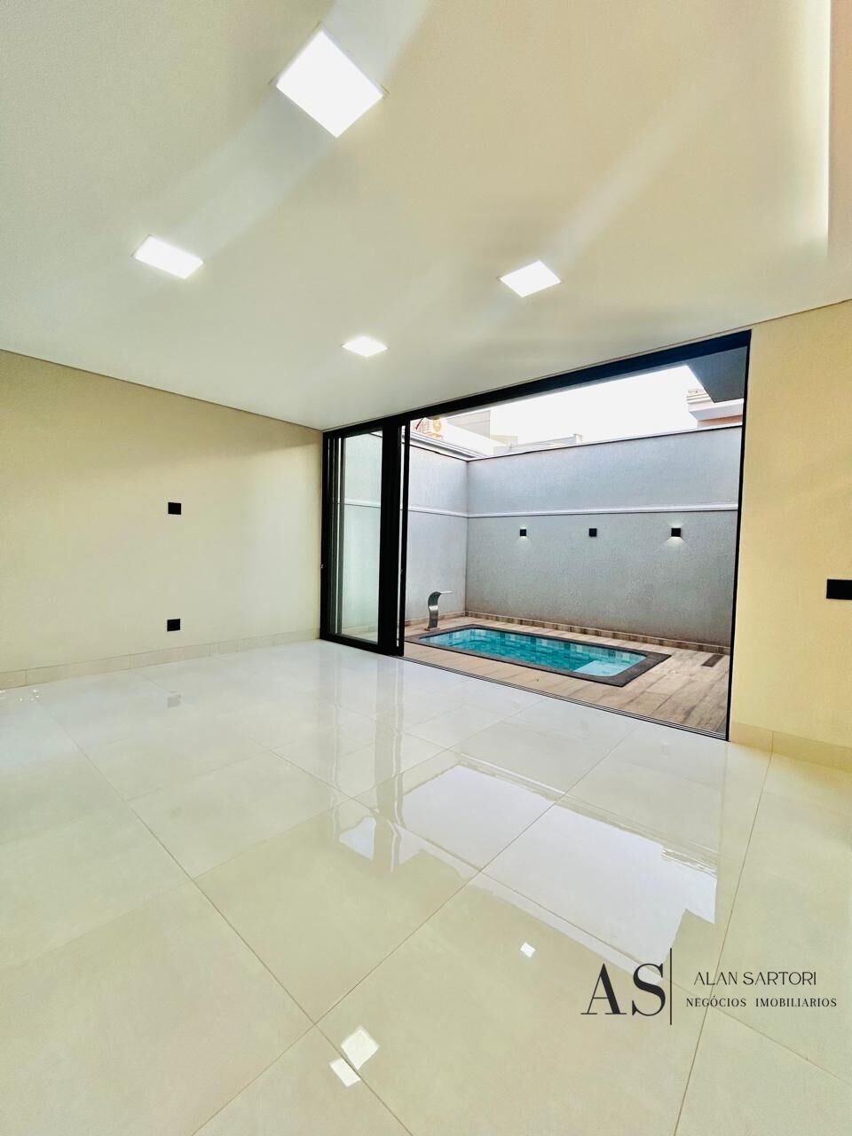 Casa de Condomínio com 3 quartos à venda, 223m² — foto 21 de 38