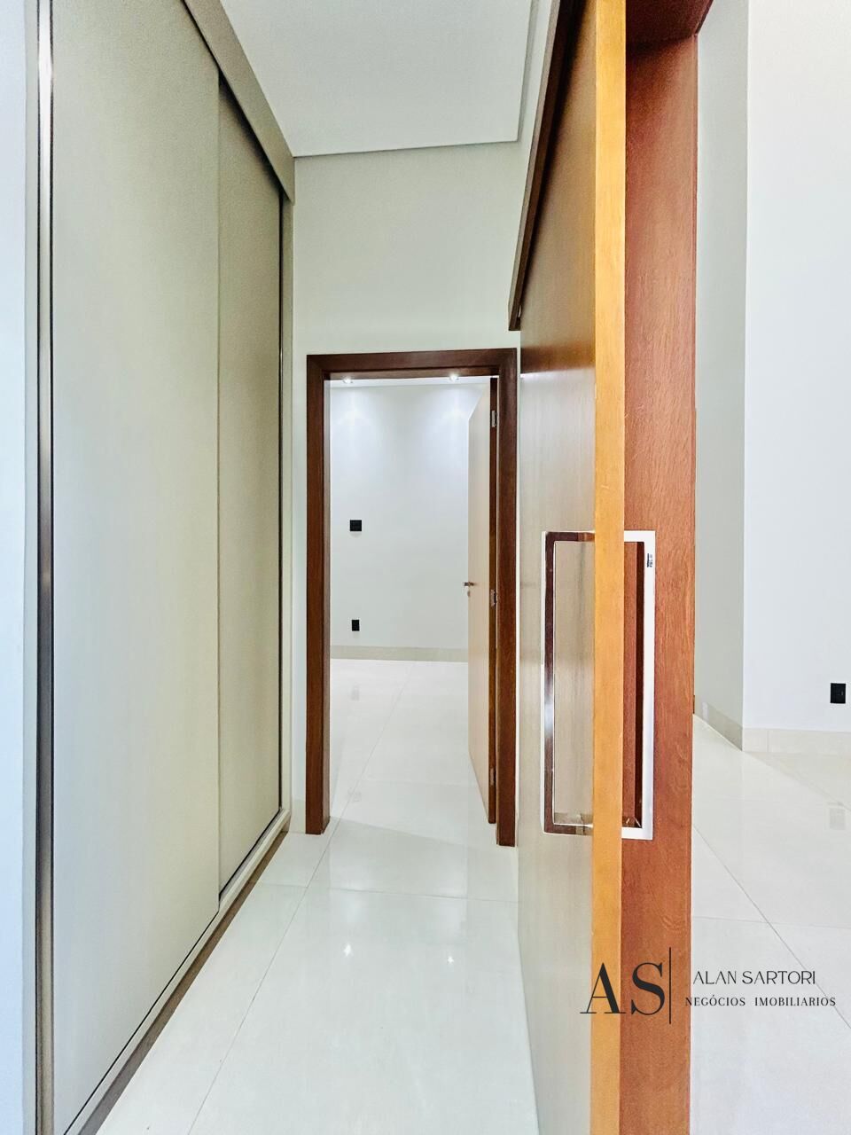 Casa de Condomínio com 3 quartos à venda, 223m² — foto 27 de 38