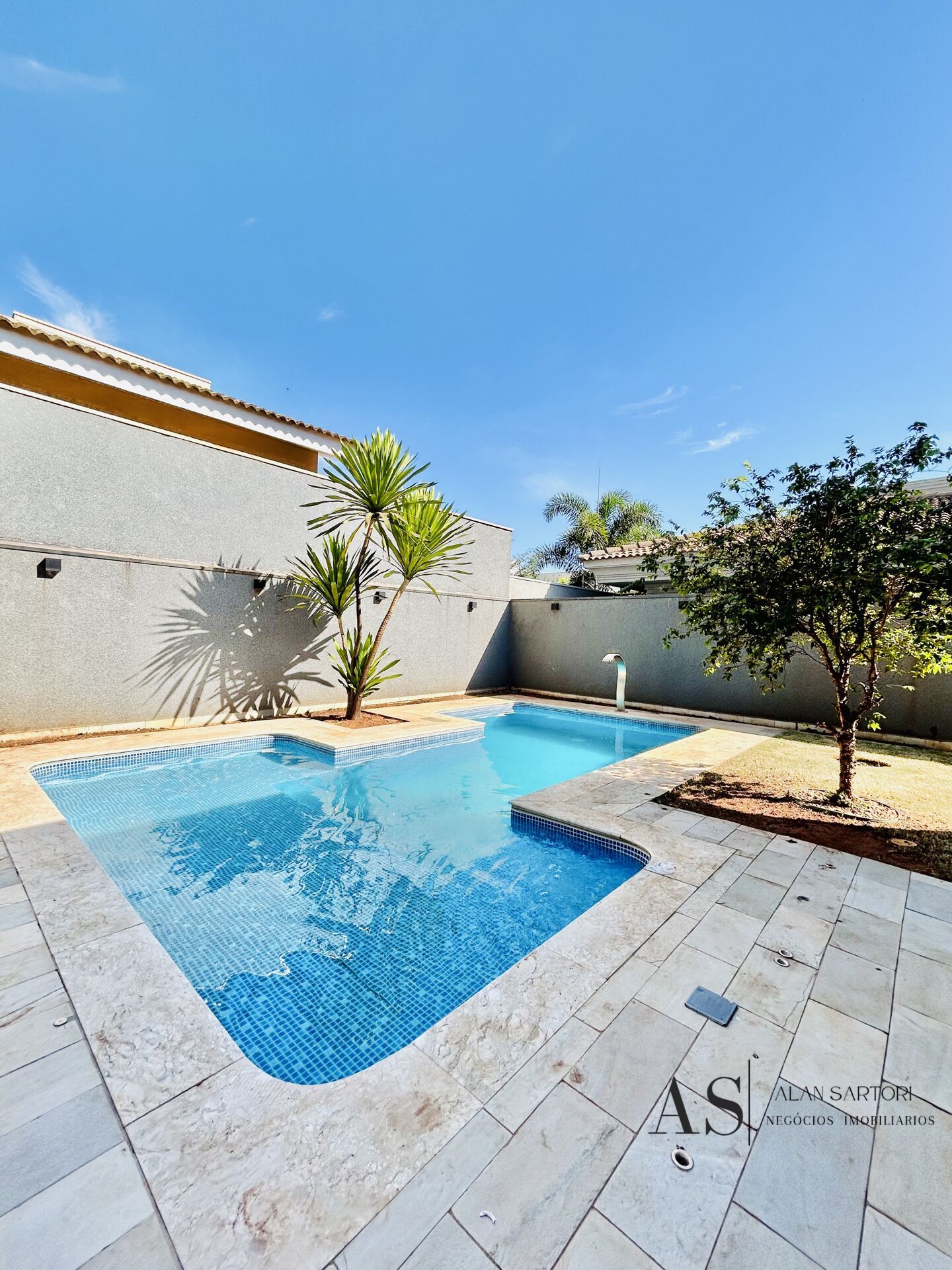 Casa de Condomínio com 4 quartos à venda, 410m² — foto 19 de 35