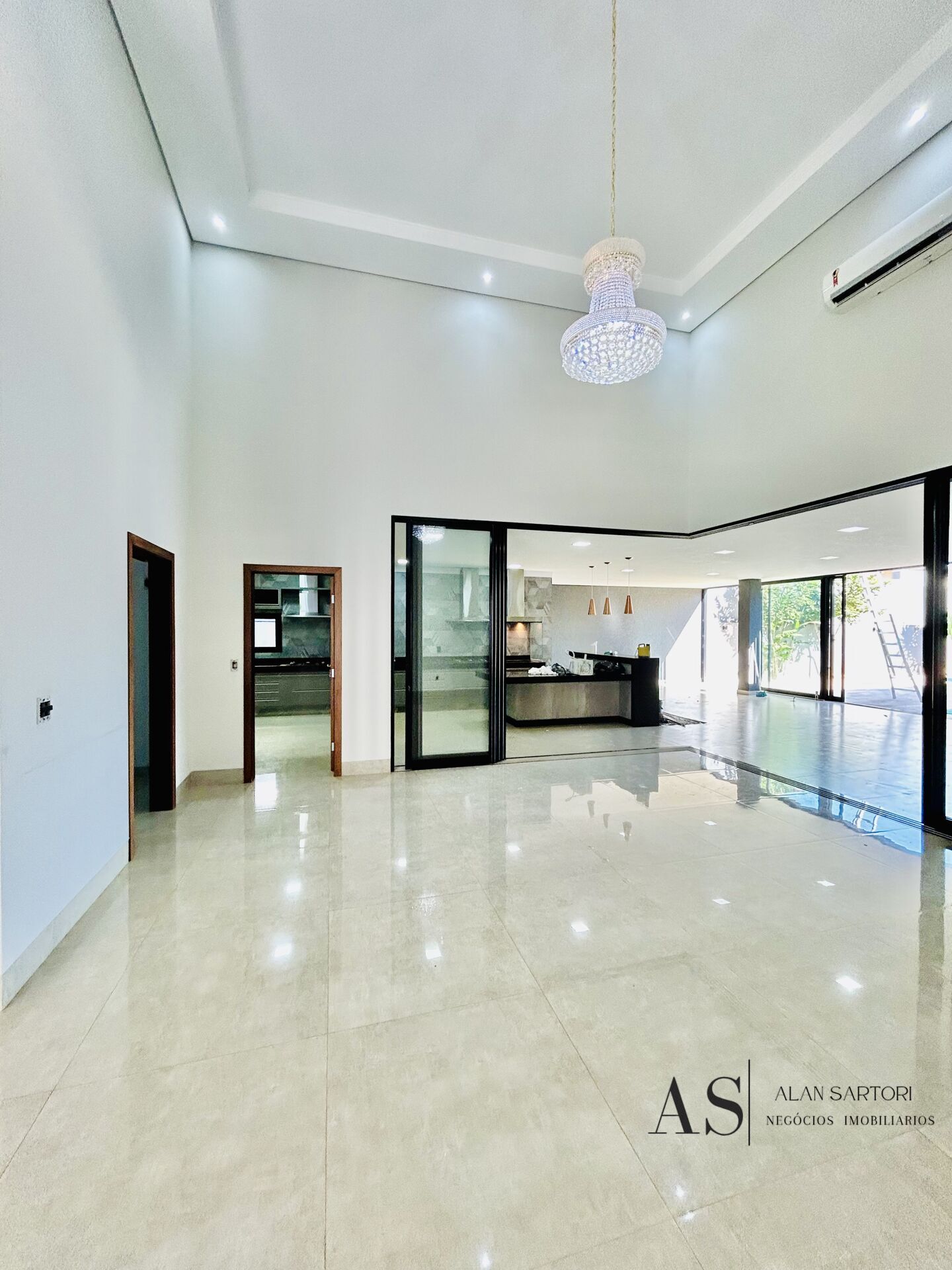 Casa de Condomínio com 4 quartos à venda, 410m² — foto 8 de 35