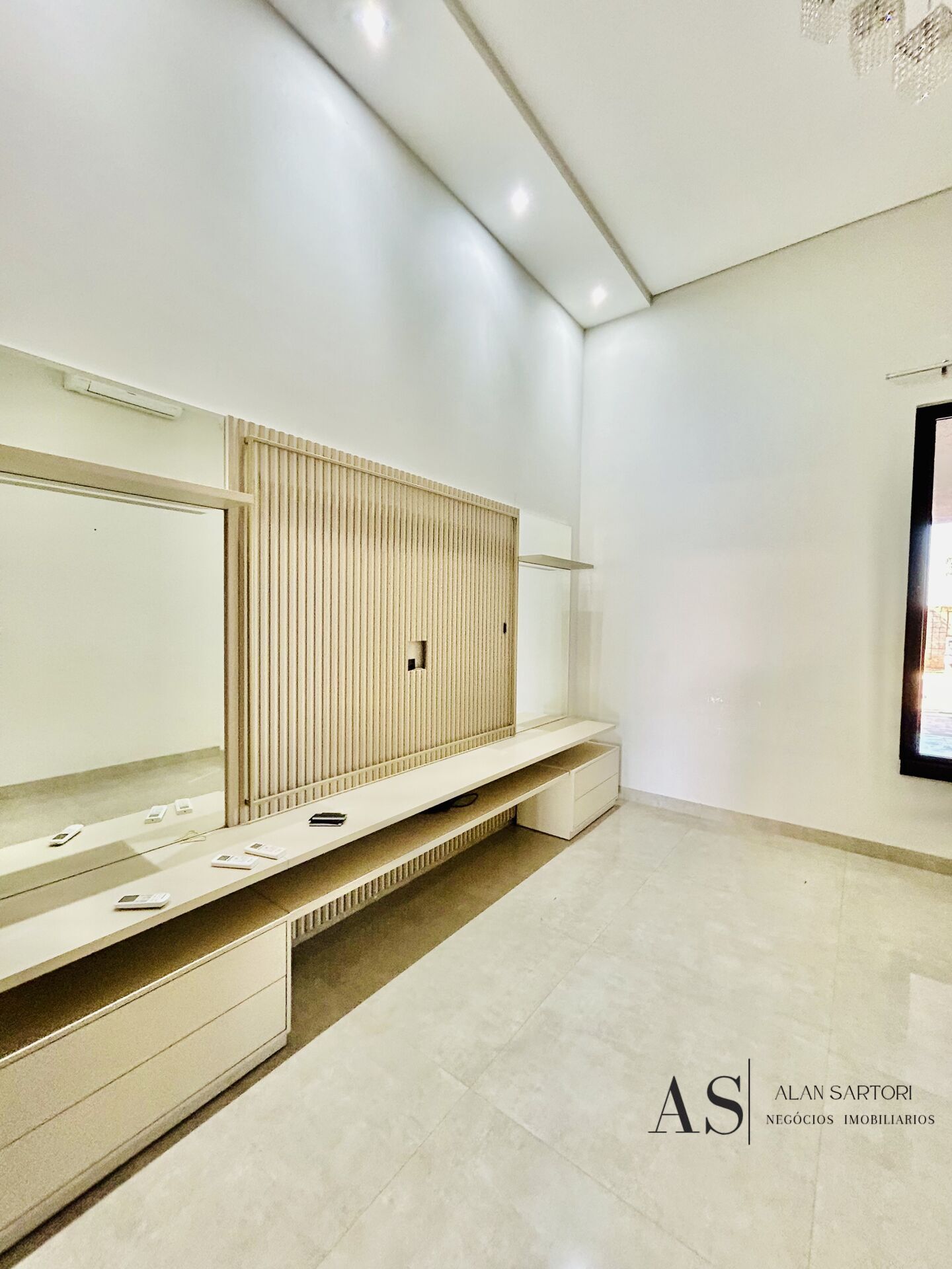 Casa de Condomínio com 4 quartos à venda, 410m² — foto 10 de 35