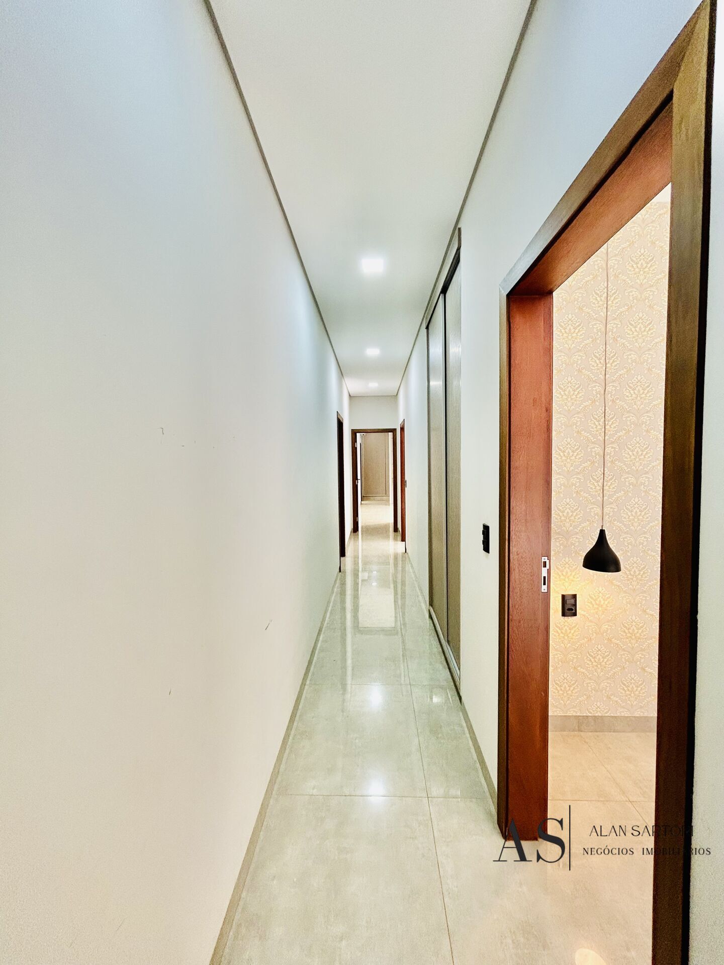 Casa de Condomínio com 4 quartos à venda, 410m² — foto 21 de 35
