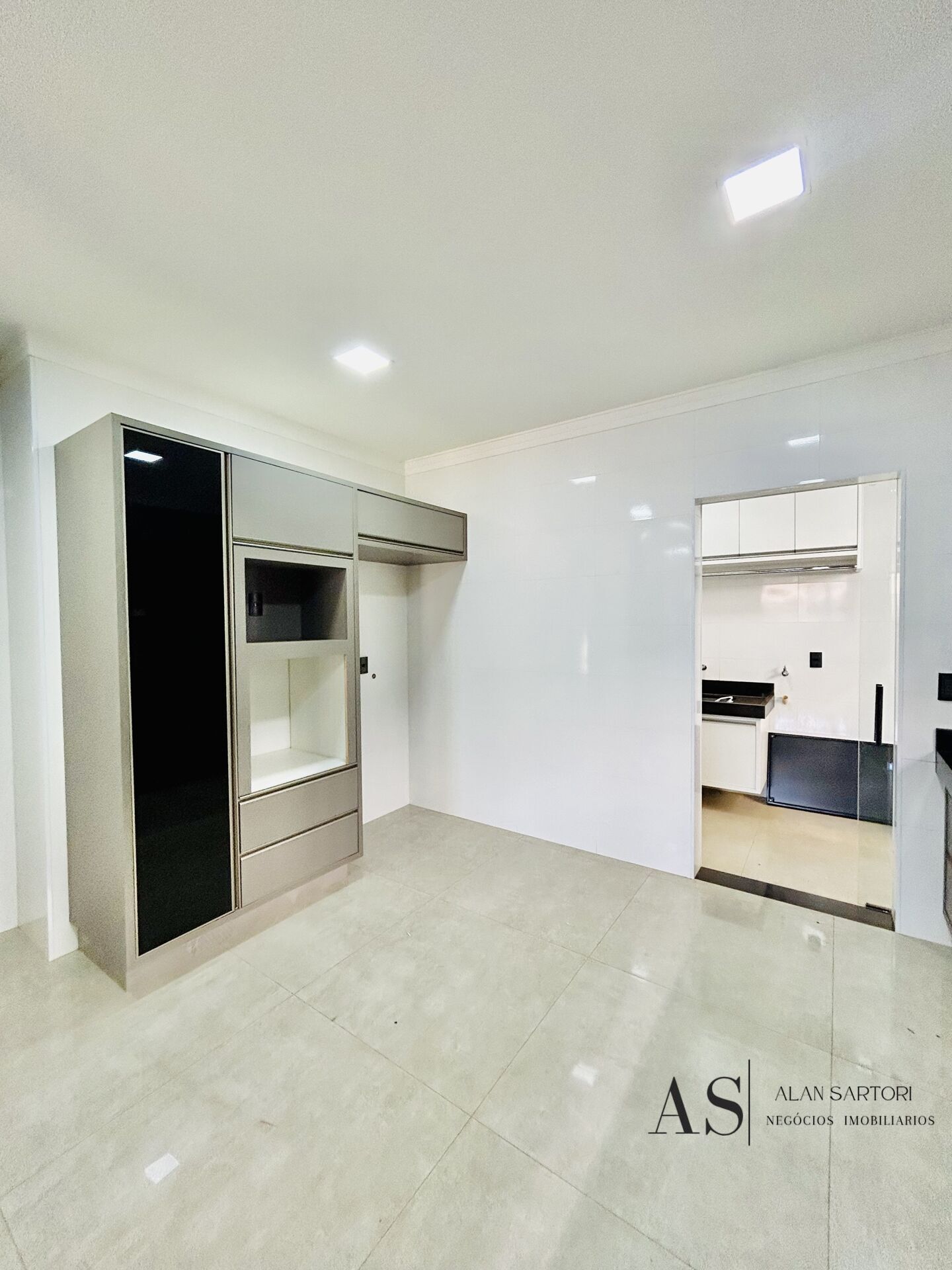 Casa de Condomínio com 4 quartos à venda, 410m² — foto 15 de 35
