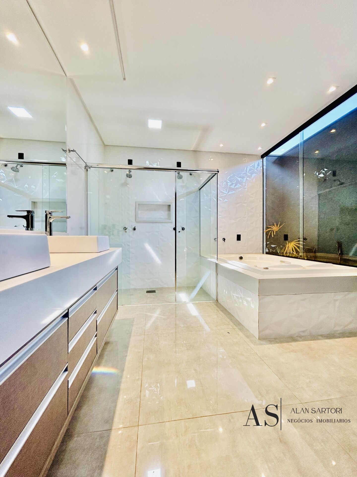 Casa de Condomínio com 4 quartos à venda, 410m² — foto 34 de 35