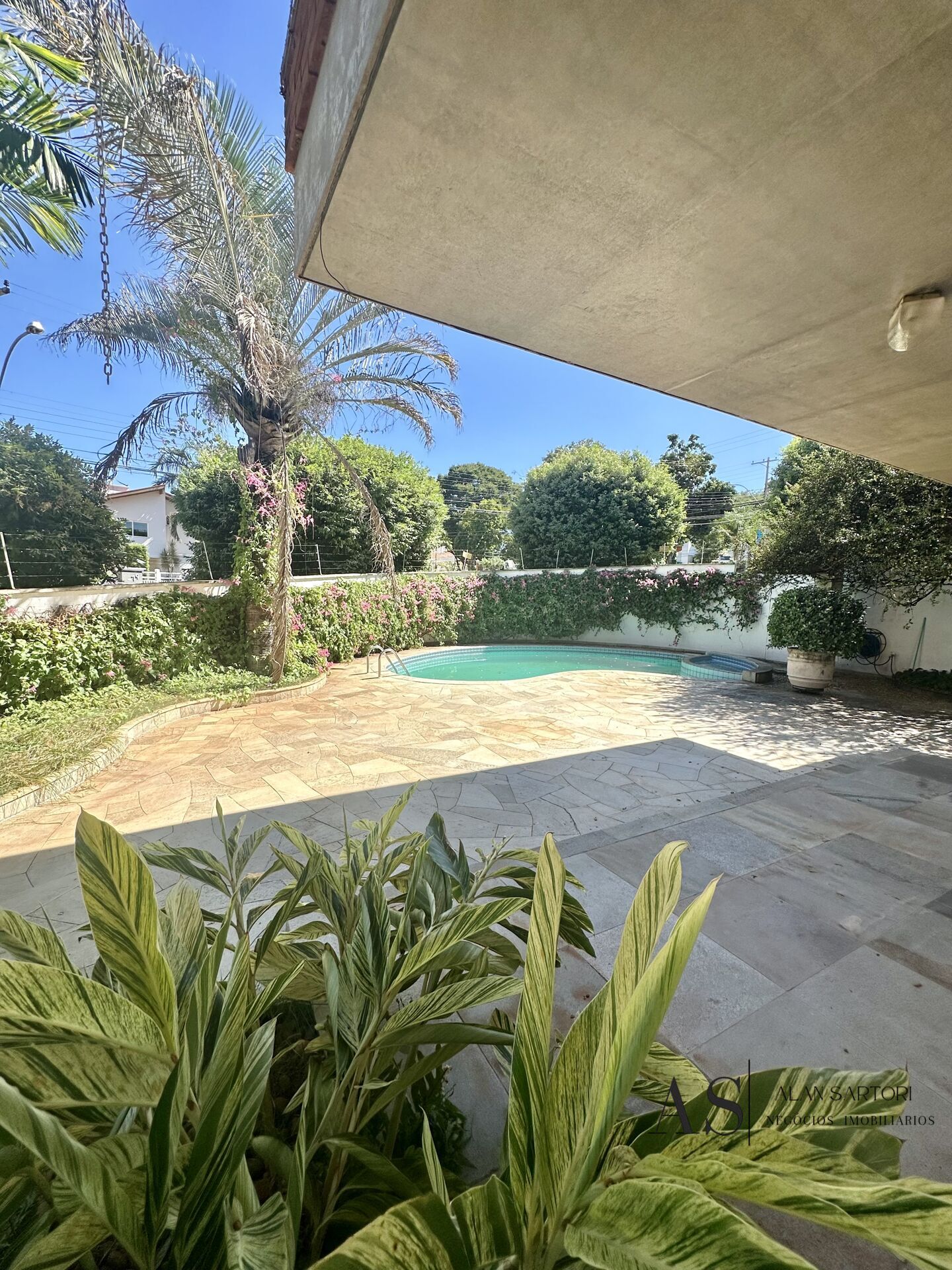 Casa com 4 quartos à venda, 405m² — foto 11 de 39