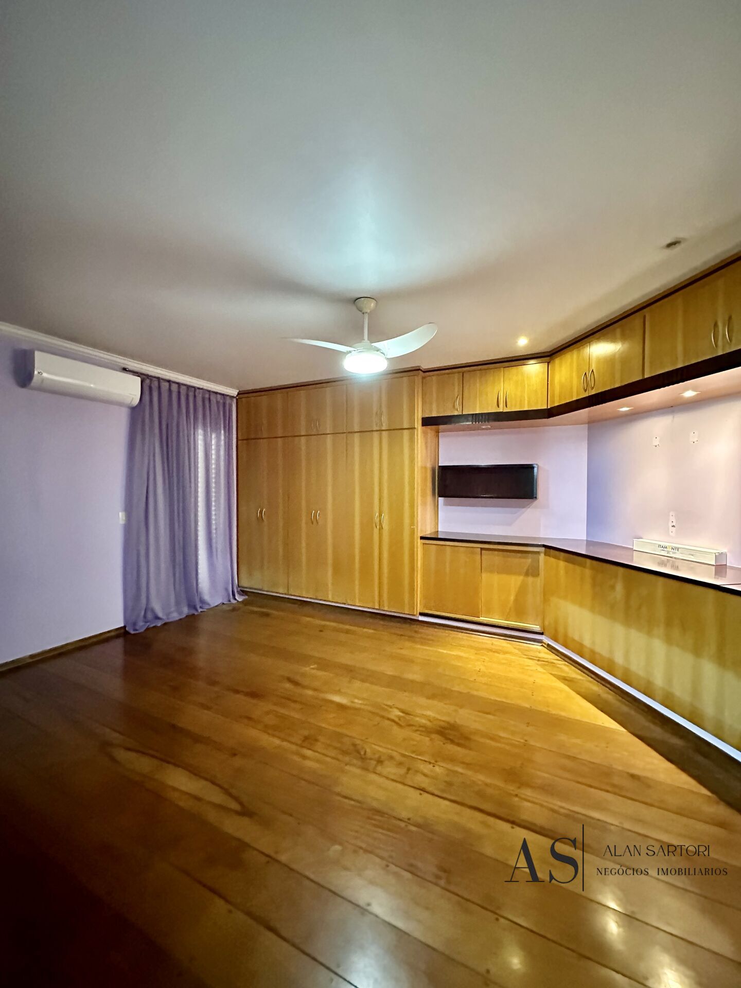 Casa com 4 quartos à venda, 405m² — foto 25 de 39