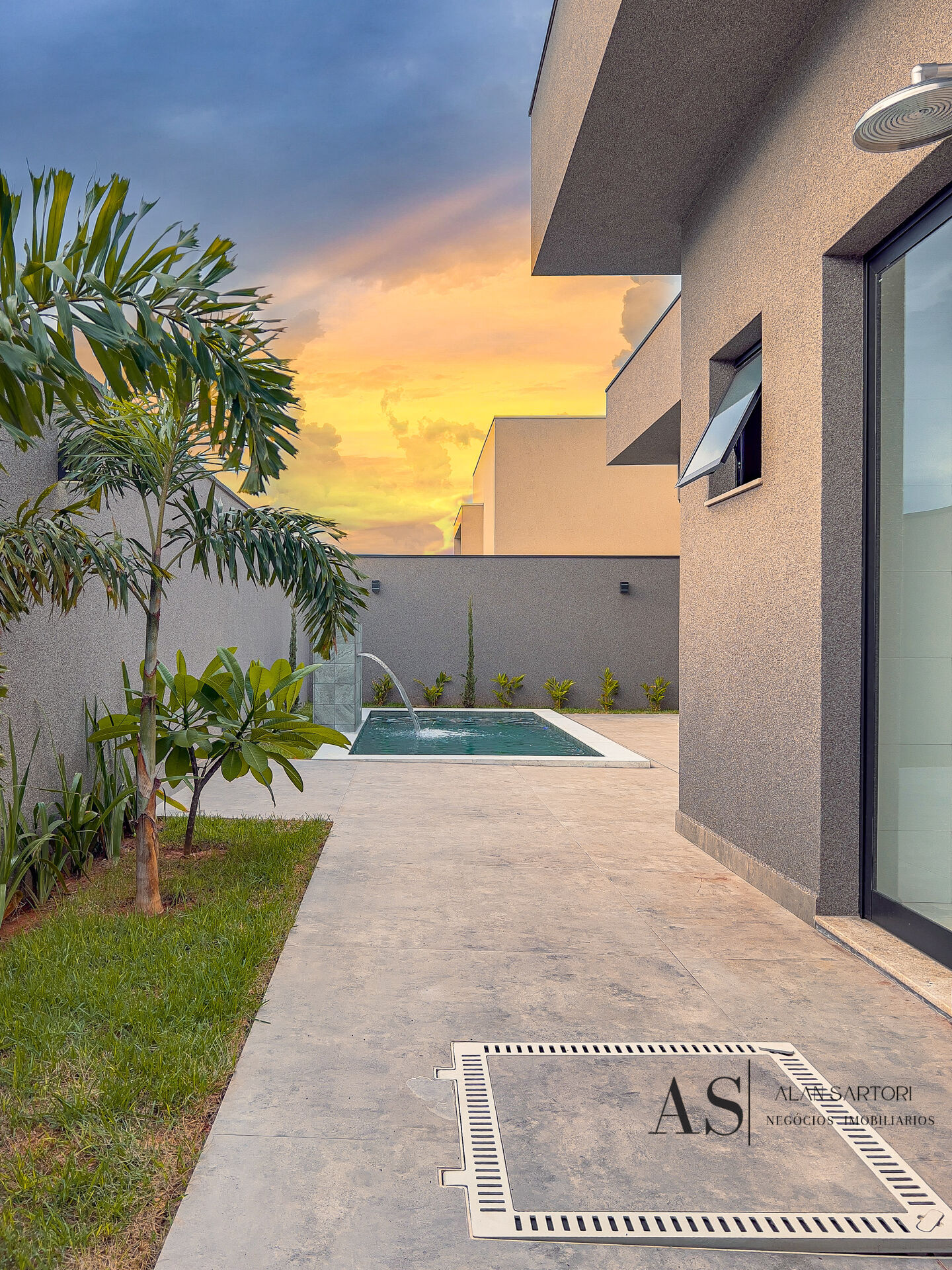 Casa de Condomínio com 4 quartos à venda, 310m² — foto 7 de 35