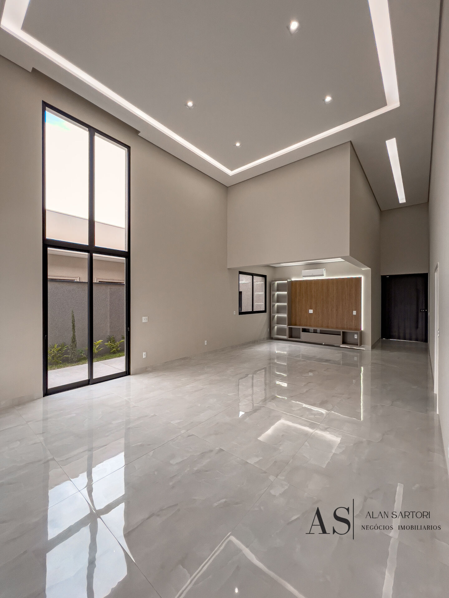 Casa de Condomínio com 4 quartos à venda, 310m² — foto 15 de 35