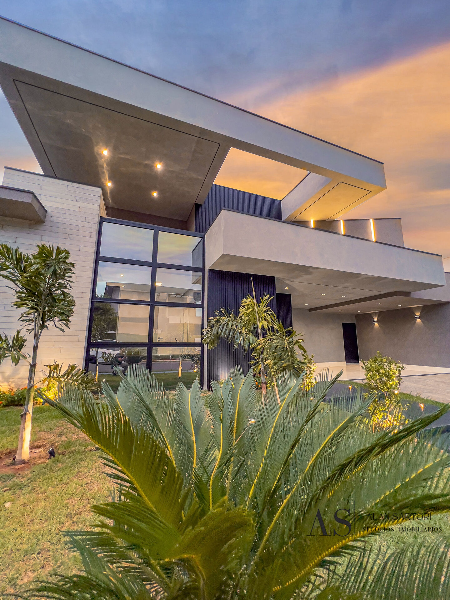 Casa de Condomínio com 4 quartos à venda, 310m² — foto 6 de 35