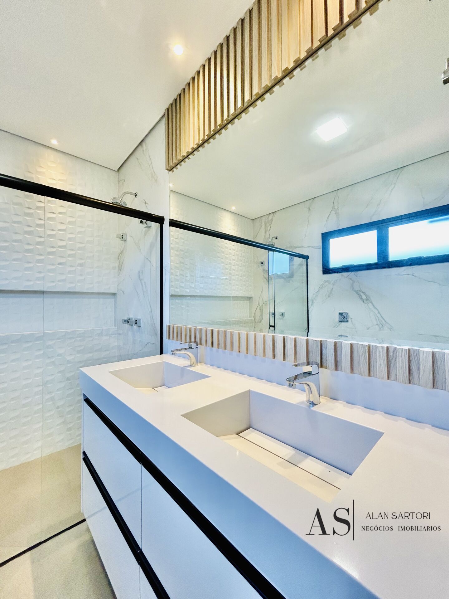 Casa de Condomínio com 4 quartos à venda, 304m² — foto 35 de 50