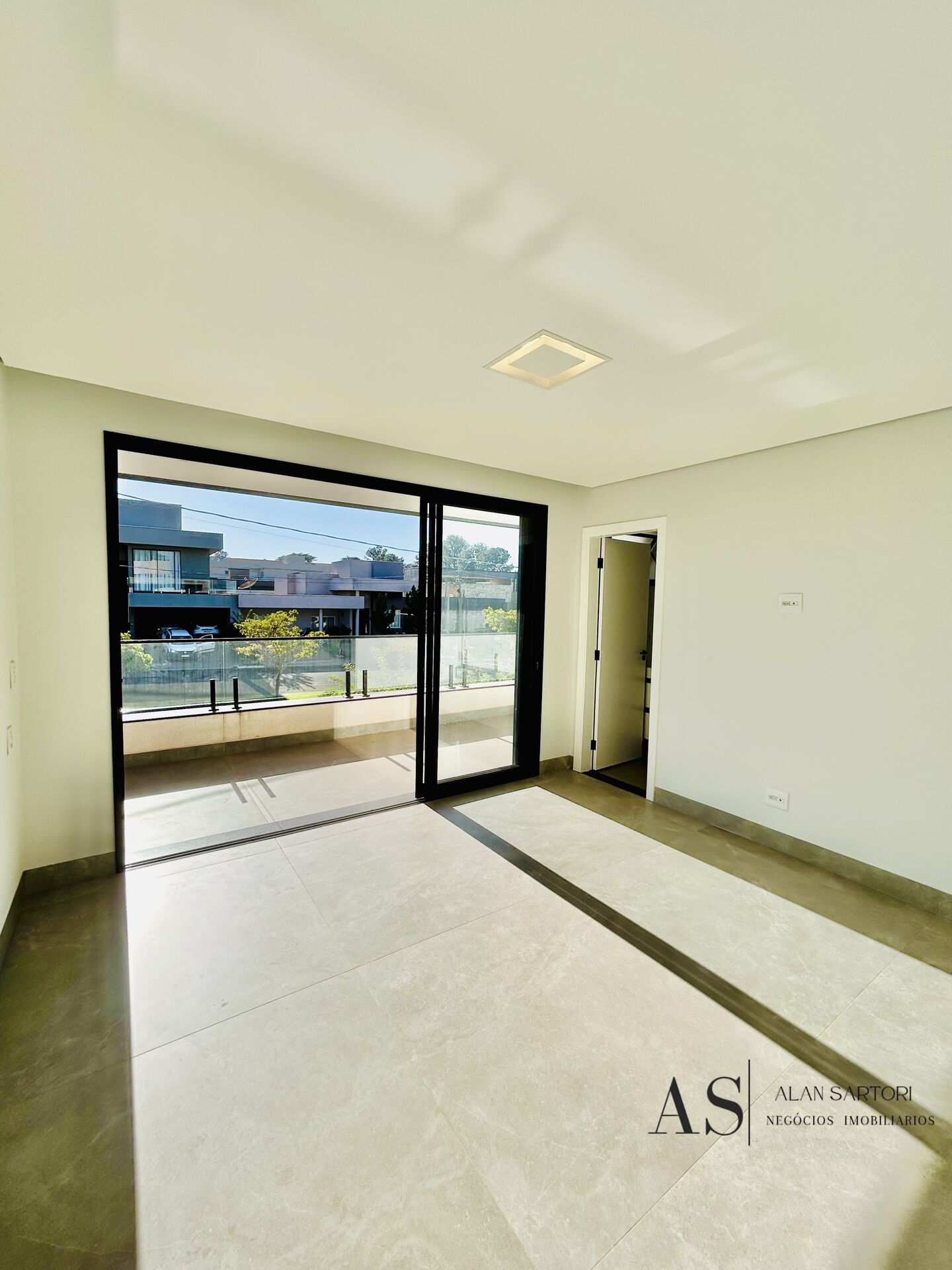 Casa de Condomínio com 4 quartos à venda, 304m² — foto 47 de 50