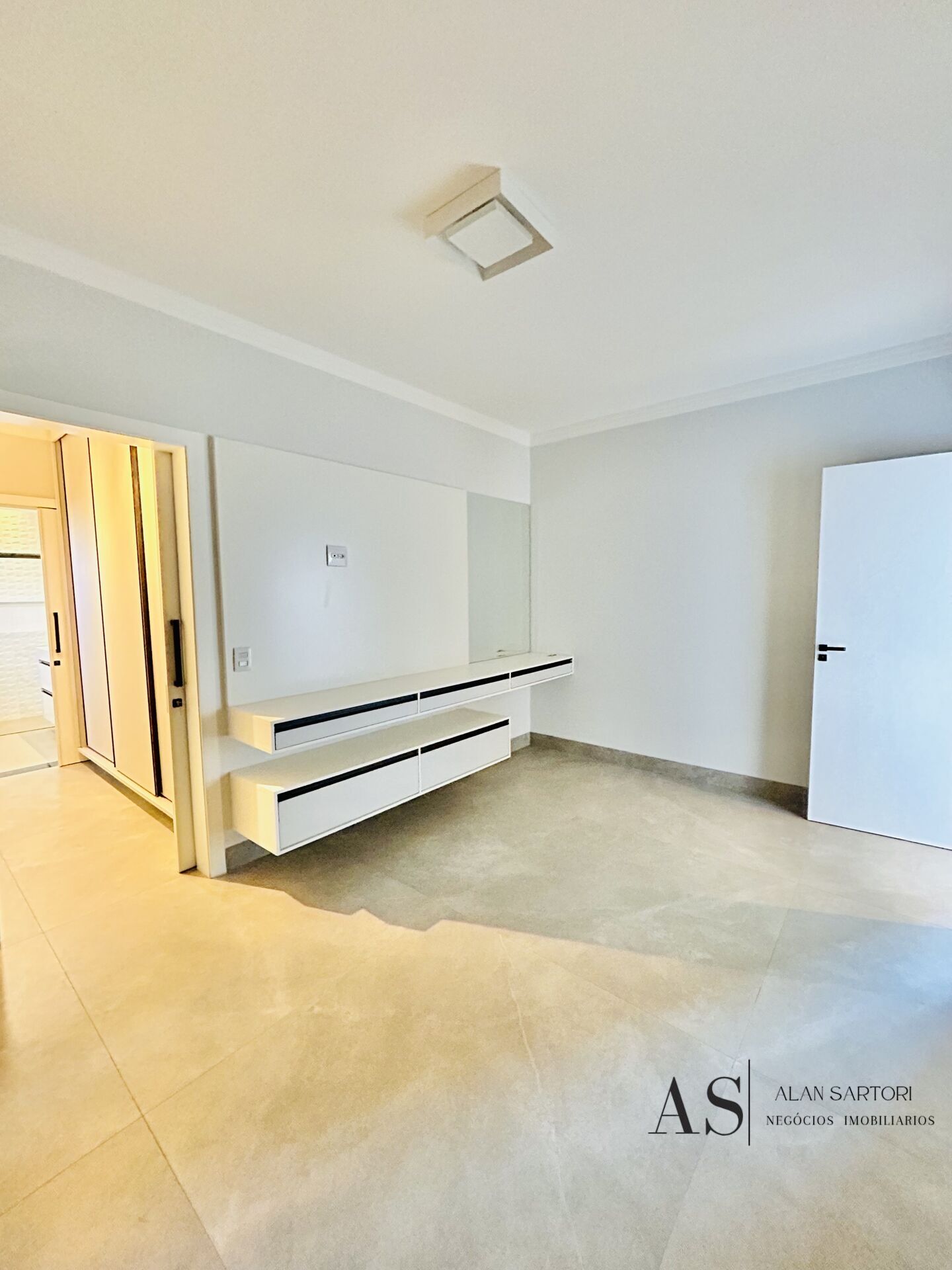 Casa de Condomínio com 4 quartos à venda, 304m² — foto 31 de 50