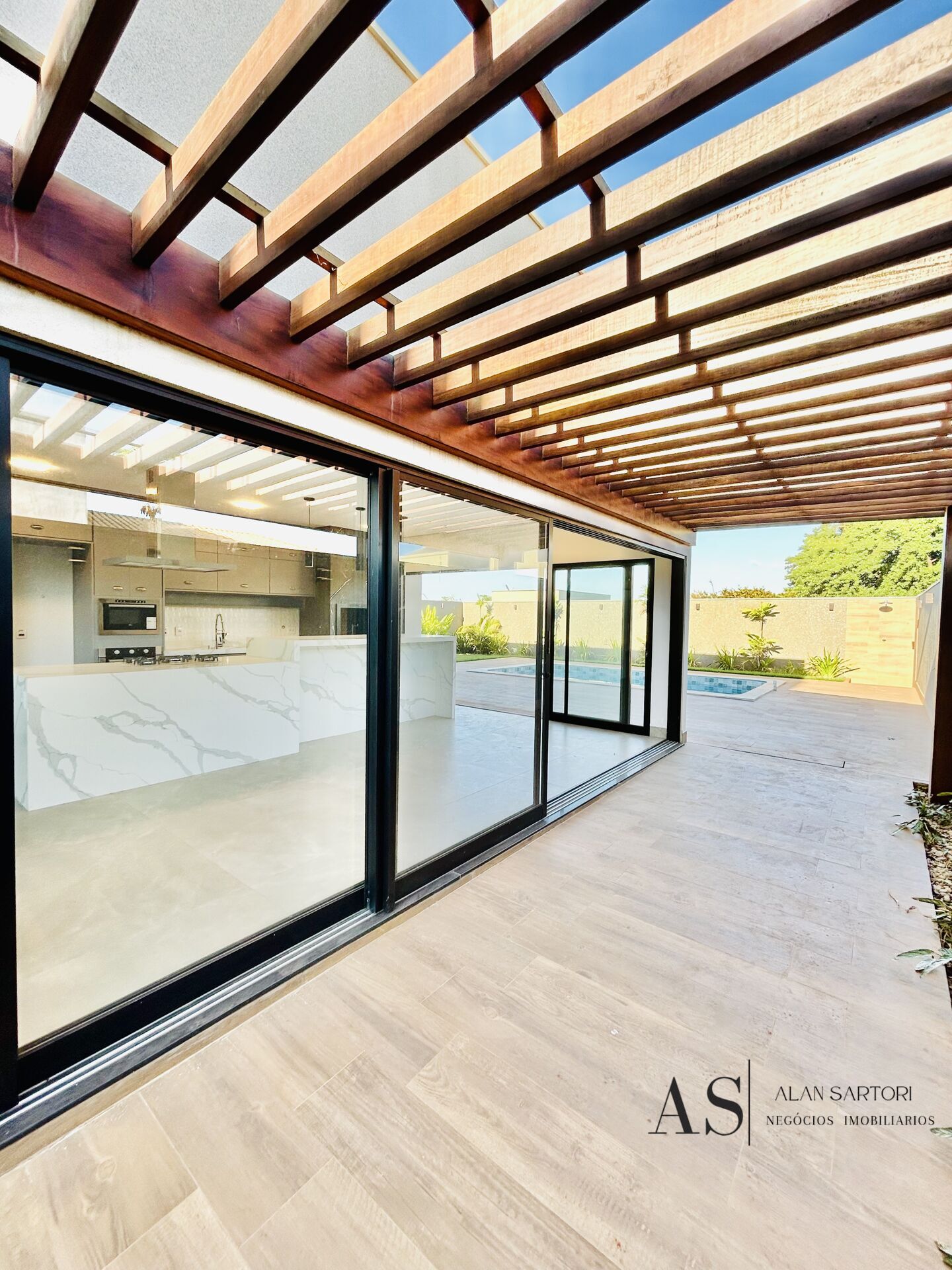 Casa de Condomínio com 4 quartos à venda, 304m² — foto 20 de 50