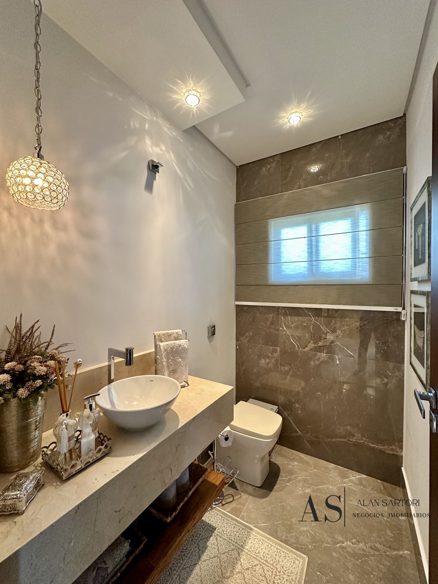 Casa de Condomínio com 4 quartos à venda, 356m² — foto 4 de 39