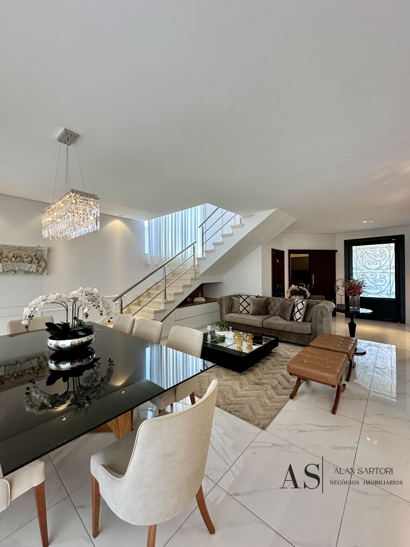 Casa de Condomínio com 4 quartos à venda, 356m² — foto 11 de 39